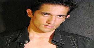 Fernando_neo 34 years old I am from Canoas/Rio Grande do Sul, Seeking Dating Friendship with Woman